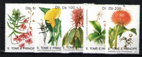 Santo Tomé y Ppe. nº 1052/56